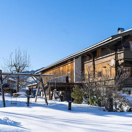 Weberhof 3 *